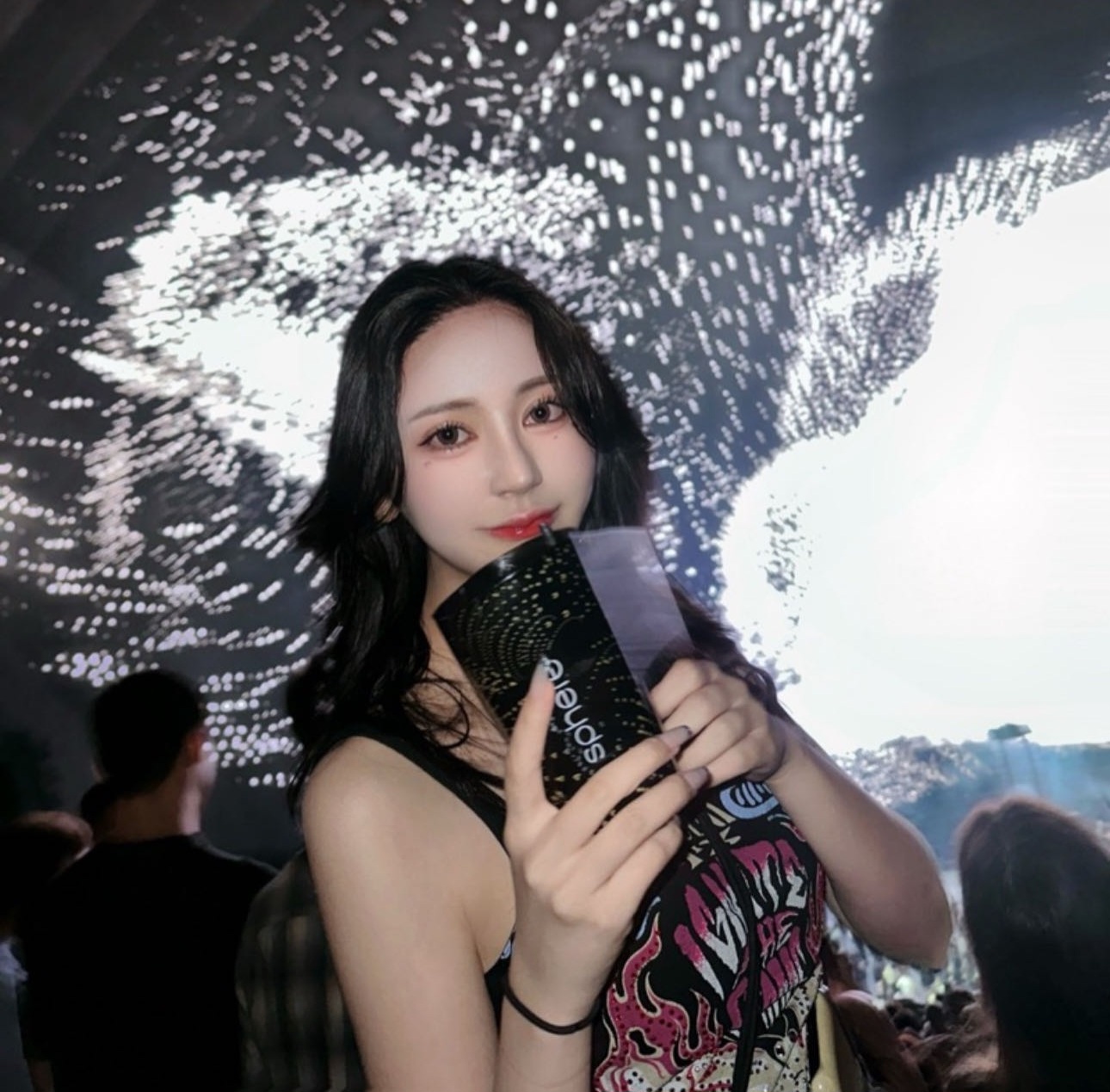 李羅